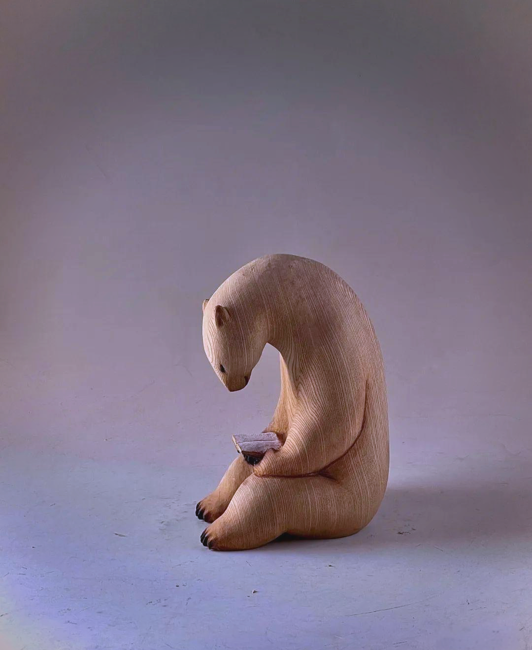 艺术家nikichi的多样动物木雕作品