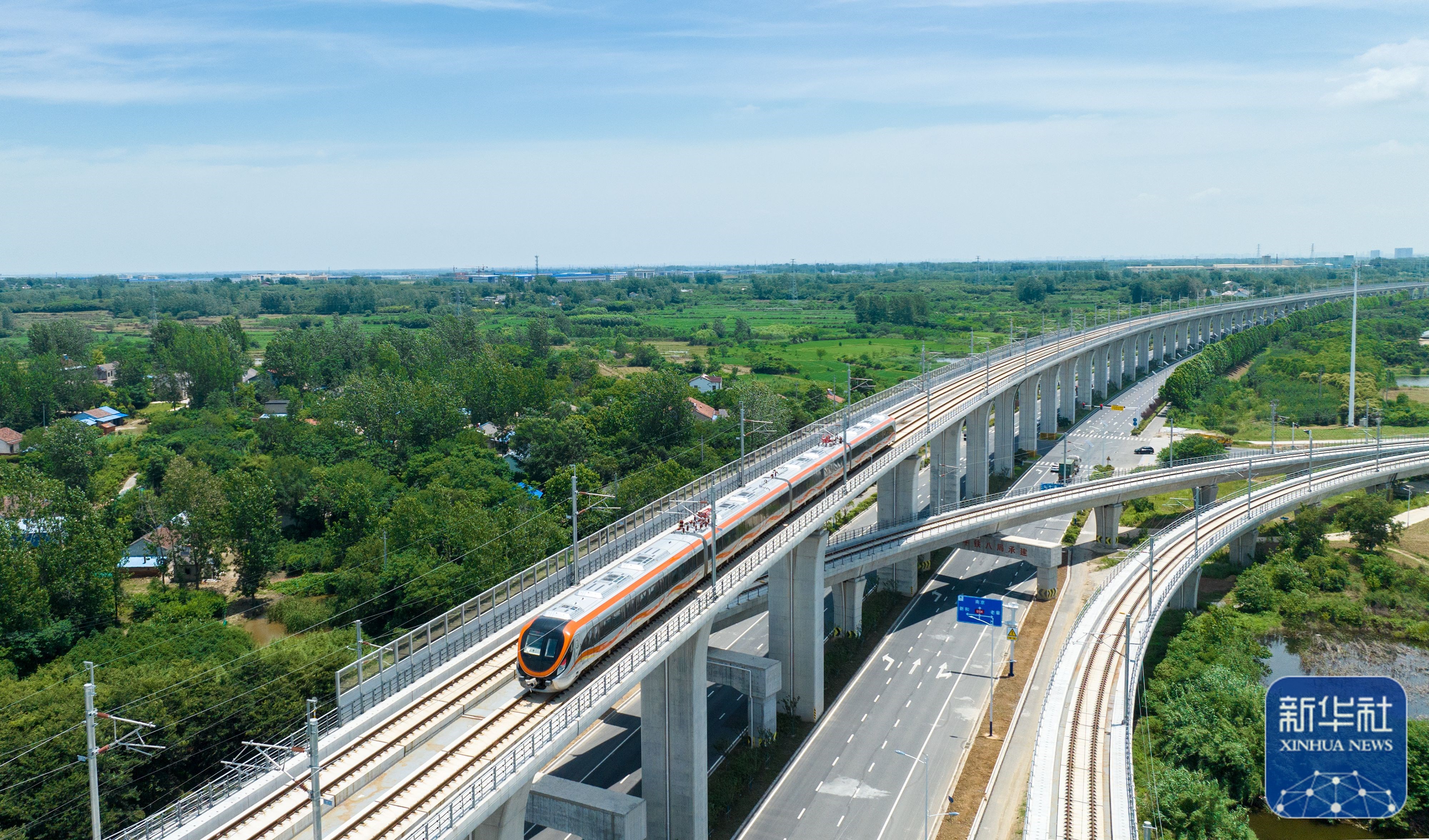 滁宁城际铁路滁州段开通运营