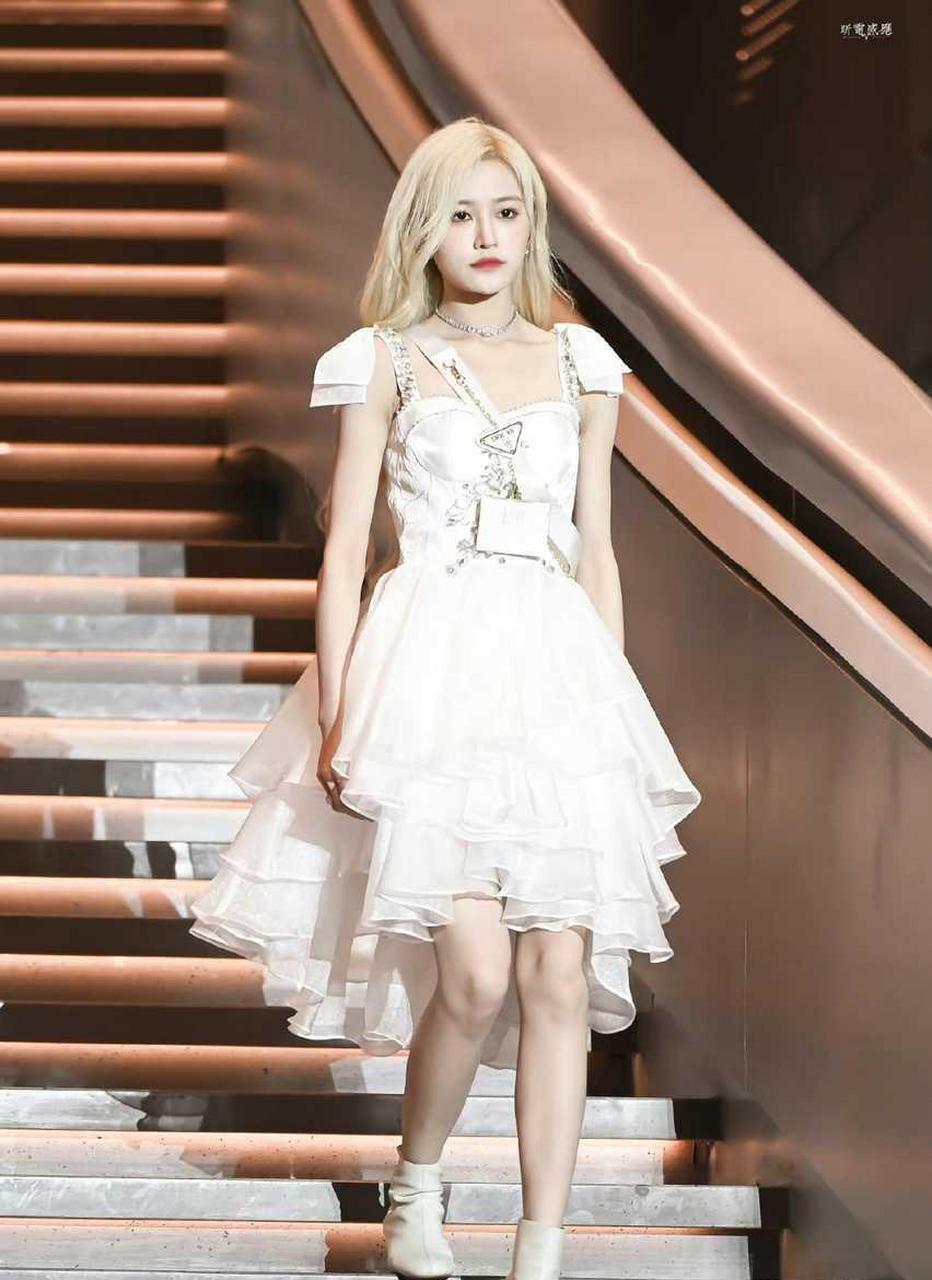 【投稿】"偶像追着她的偶像的脚步走了八年"戴萌×张昕