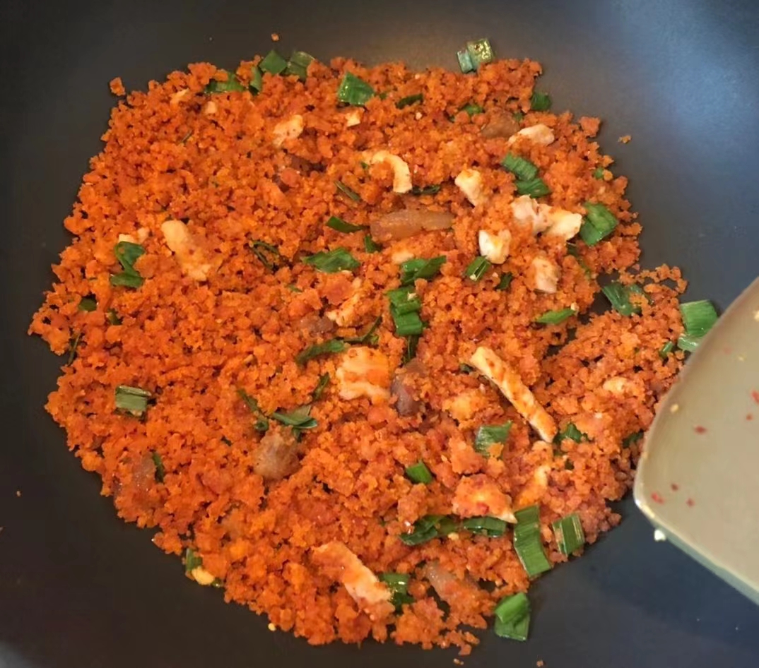 童年记忆深处腊肉炒渣海椒