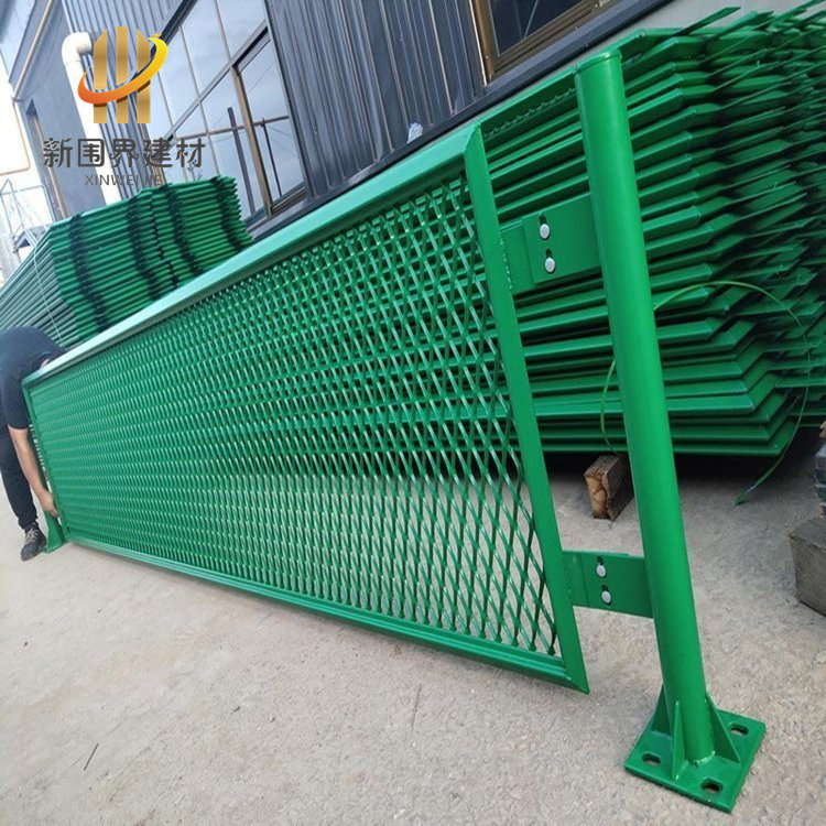 高速公路防眩网,公路防晕眩网,钢板网隔离栅的产品参数