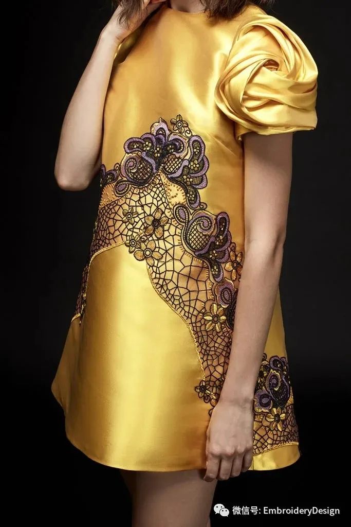 yolancris2020花卉绣花女装