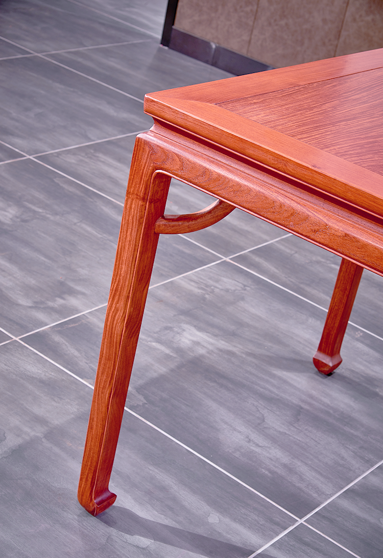 红木家具中的马蹄足:从传统到现代的独特韵味