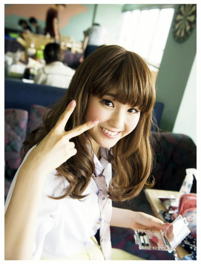 乃木坂46 写真作 初森bemars 下部 介绍