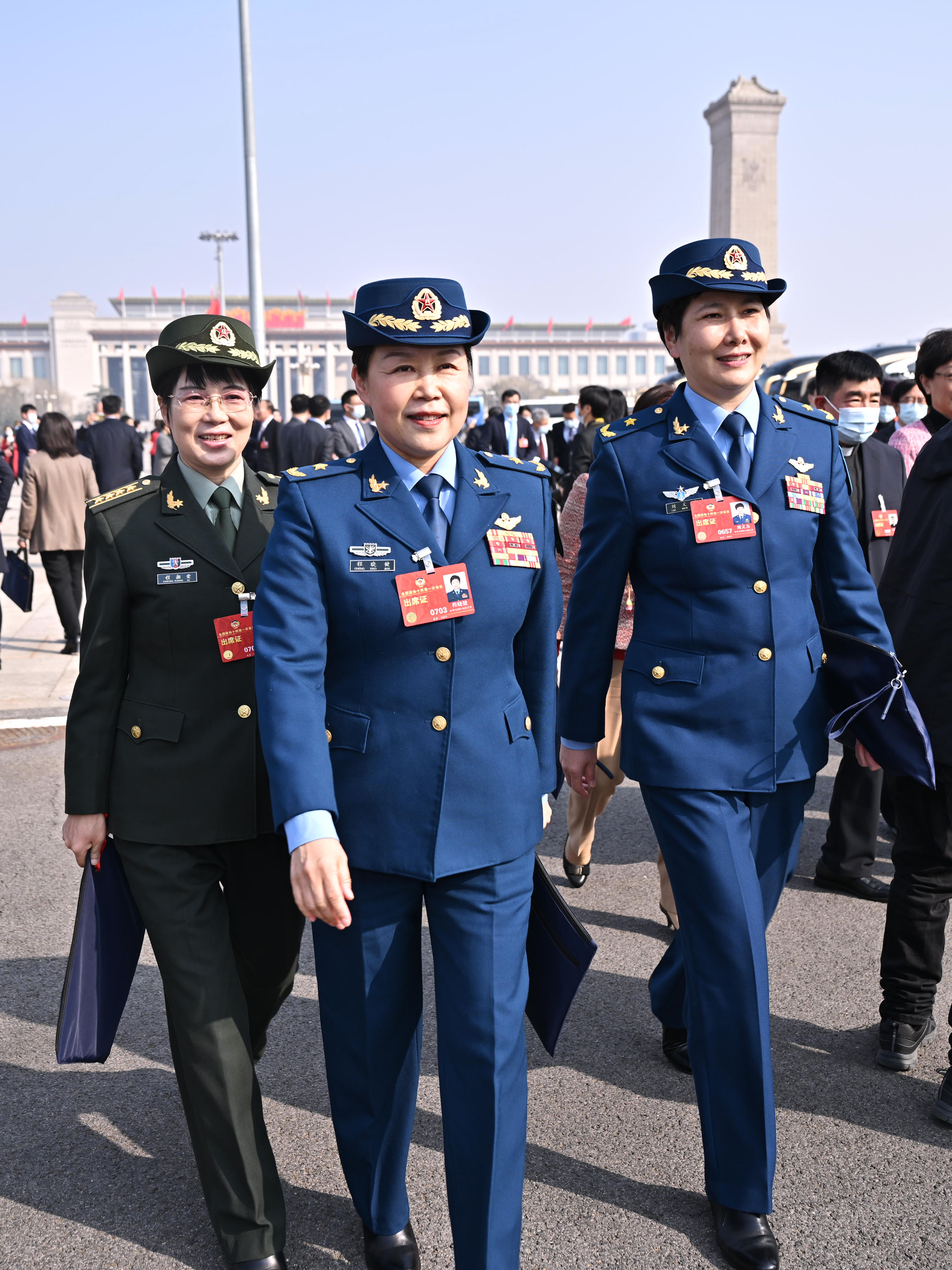 全国政协十四届一次会议在京开幕(2)