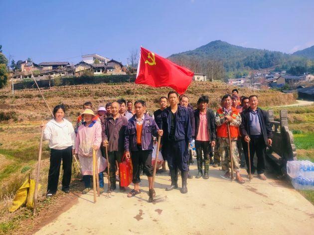 张兴发:倾情服务暖民心