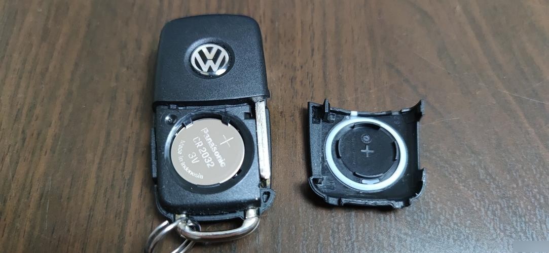 探岳车钥匙电池型号是什么?