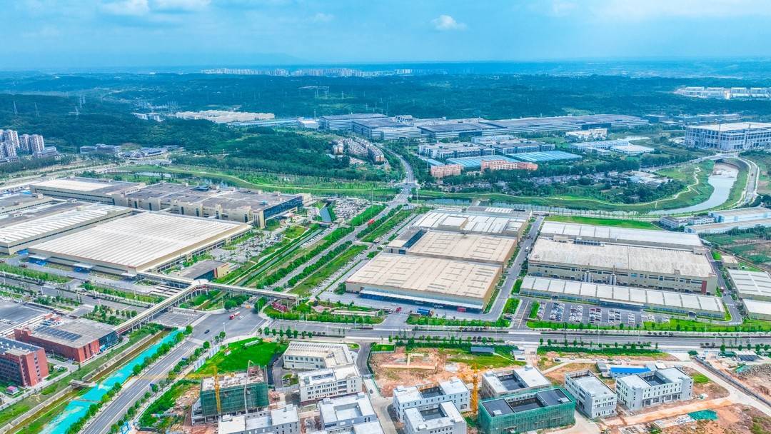 绵阳市京东方新型显示产业园:以"镇园之宝"领航千亿产业发展