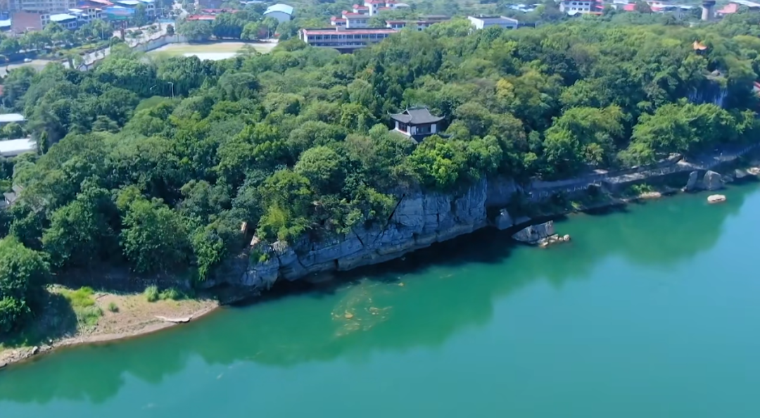 浯溪摩崖石刻是全国最大的露天摩崖石刻群,包括元结,颜真卿留下的