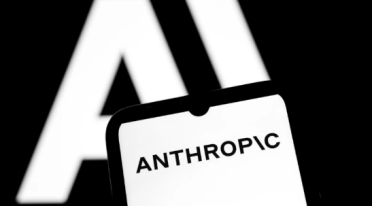 搬石砸脚！Anthropic两款旗舰AI大模型发布仅3天即被禁