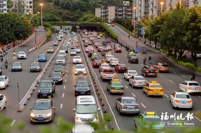 西二环象山隧道段(资料图 叶义斌 摄 在福州市新一轮缓堵工作中,象山