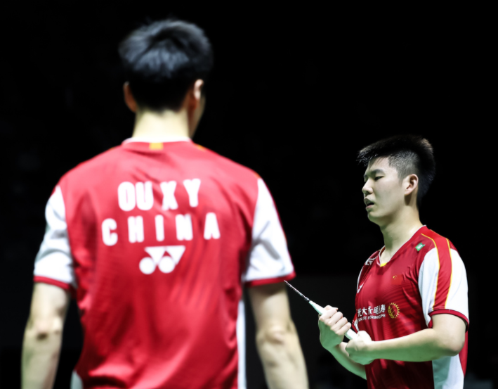 2-0!连续上演翻盘好戏,刘雨辰欧烜屹破不胜魔咒,静待梁王组合