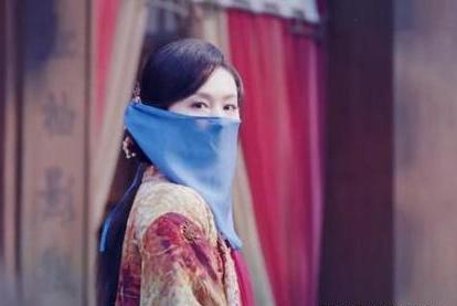 《有翡》最美女配角霓裳夫人上线,守护着谢允的秘密,原著粉爱了