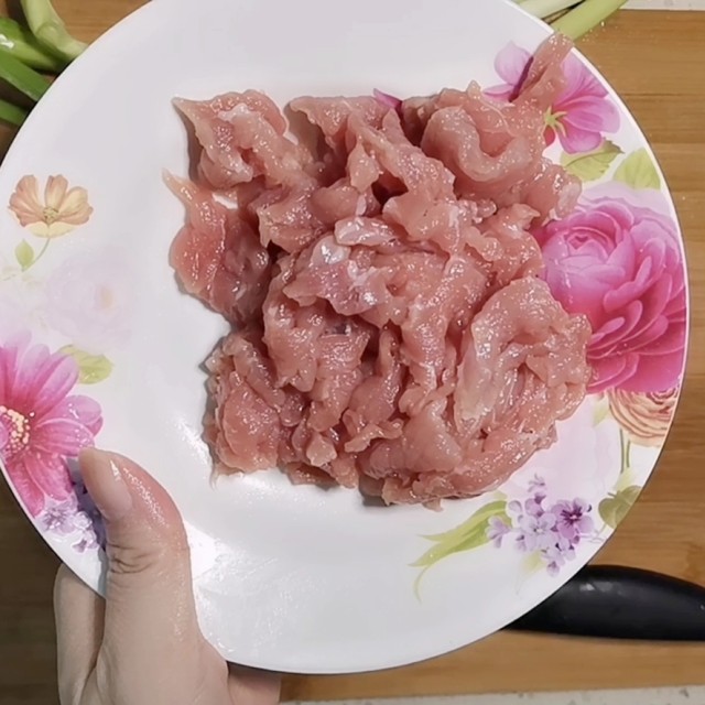 酱香肉片,酱香十足,鲜嫩下饭