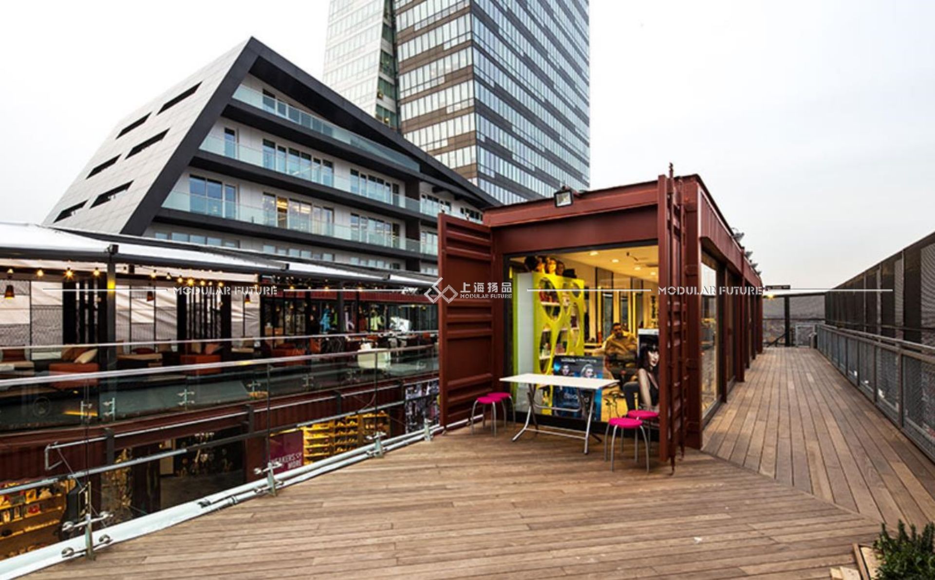 想要做网红打卡商业街 这样的集装箱商业街你一定要了解一下