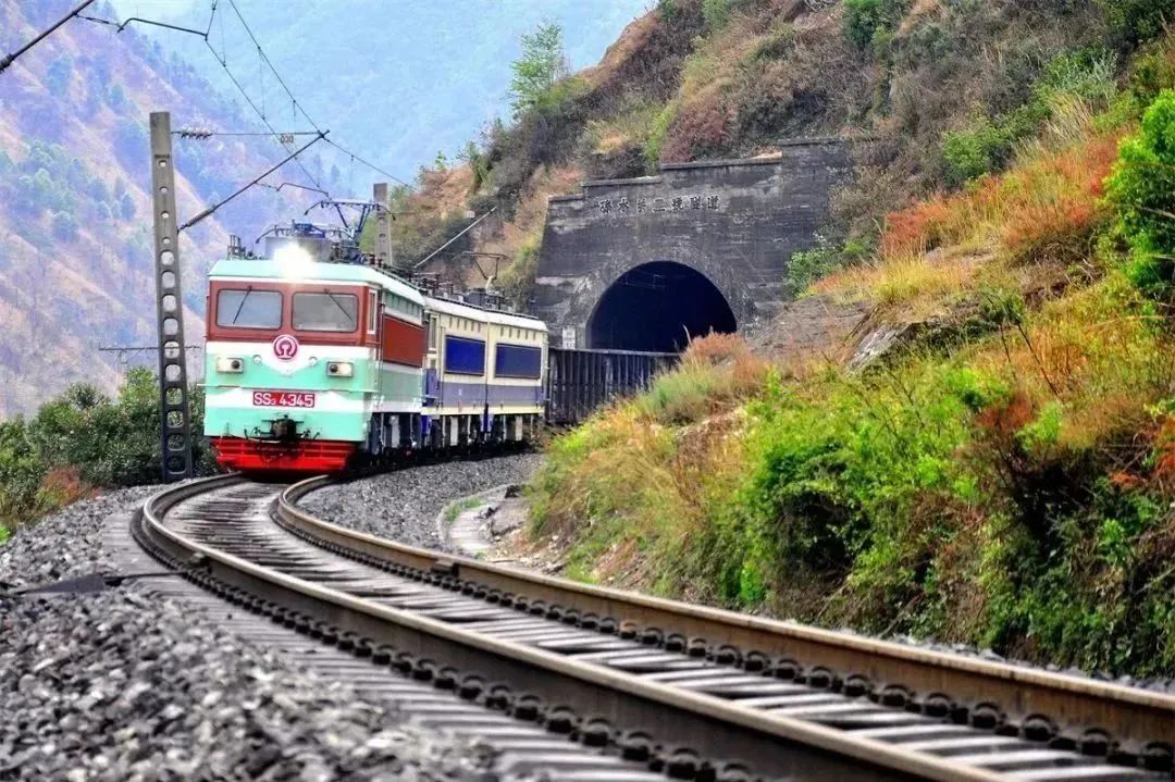 甘洛县免费建站_(甘洛县在修高铁吗)