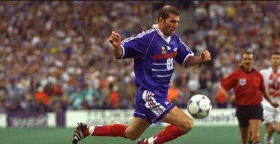 2000年欧洲杯十大经典比赛瞬间回顾