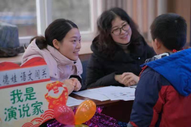 合川区学昌门小学"游园闯关"玩转期末考