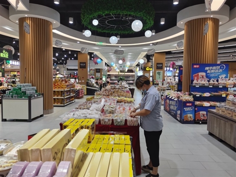 定海凯虹广场城市超市 加大宣传 营造浓厚氛围