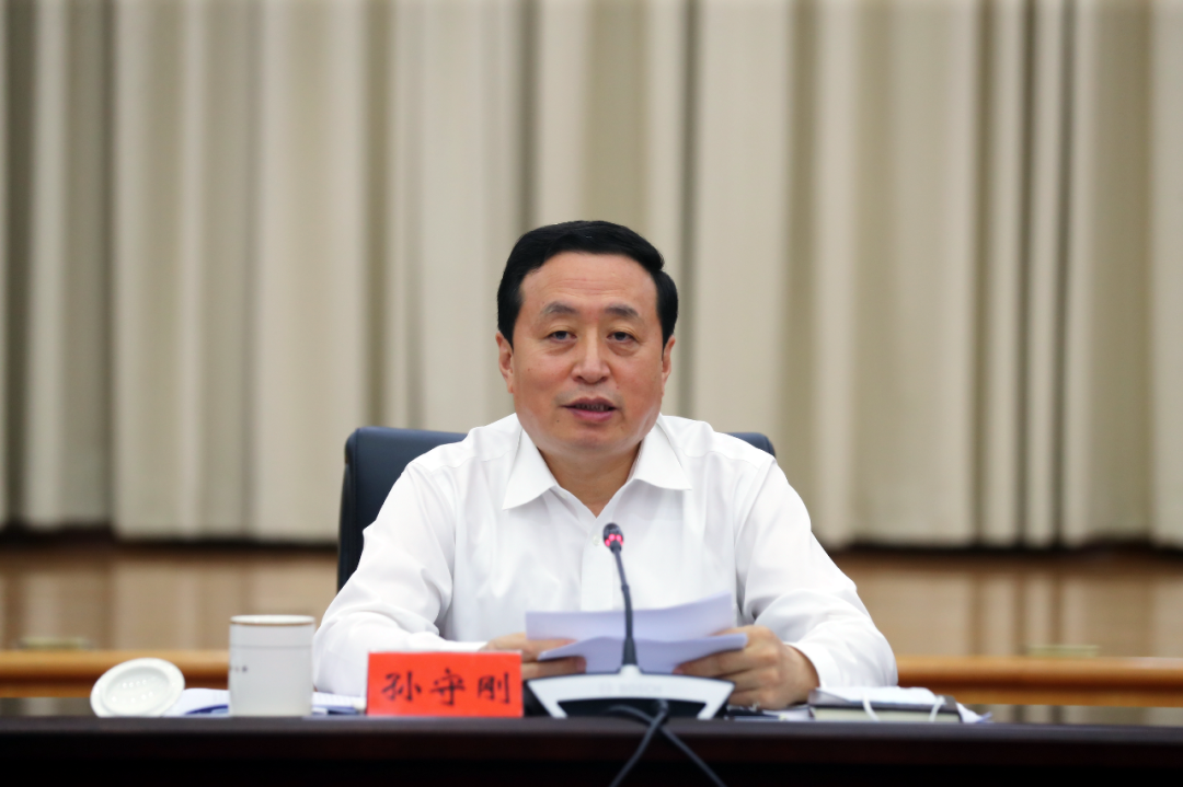 孙守刚强调,政法队伍教育整顿成果是初步的,不是一劳永逸的,要把持续