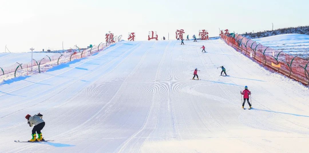 狼牙山滑雪场图片图片