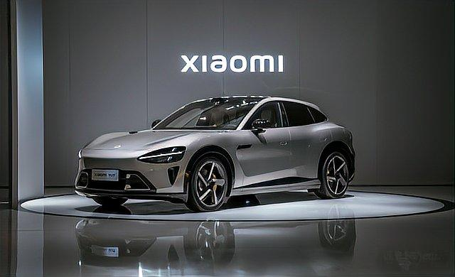 小米推出新款智能电动汽车展示
