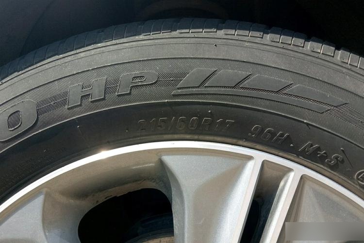 北京现代ix25轮胎规格现代ix35车胎型号