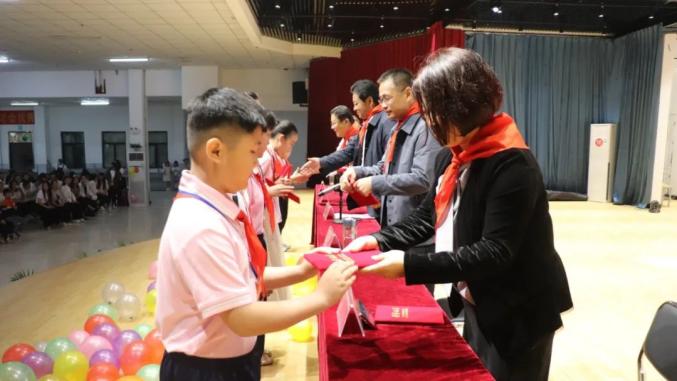 【网络文明建设】威县五中教育集团举办庆"六一"文艺汇演