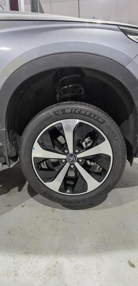 比亚迪宋max7座轮胎型号是什么?