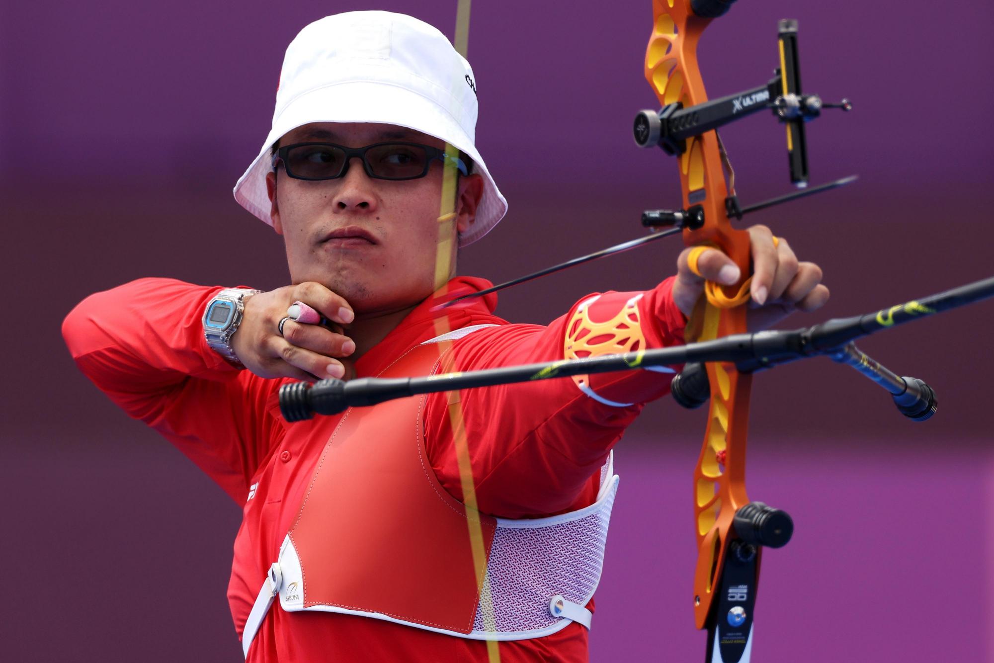 射箭男子1/8决赛:李佳伦6-5险胜晋级