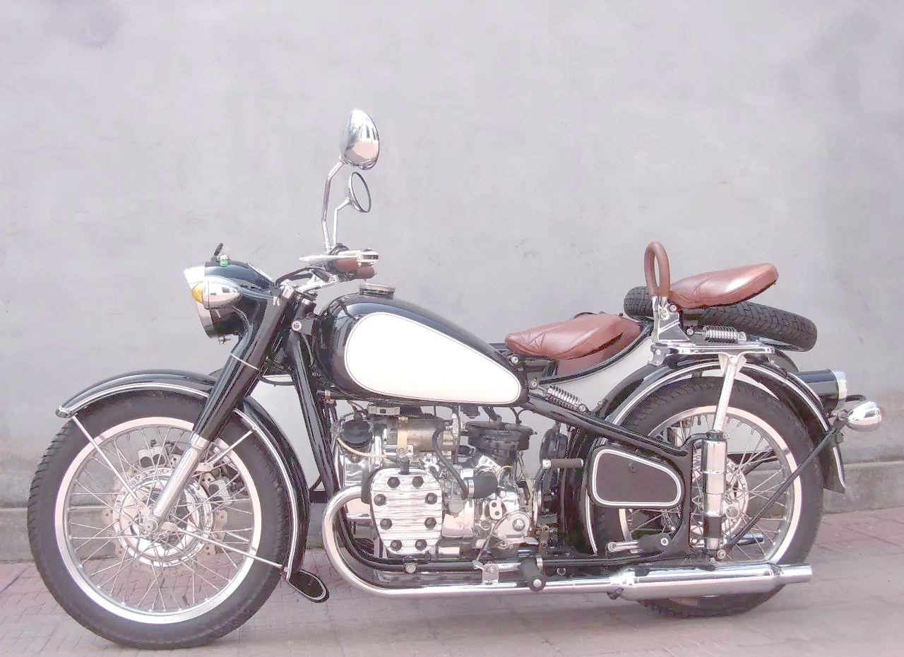 长江750摩托:从军事到时尚的跨越