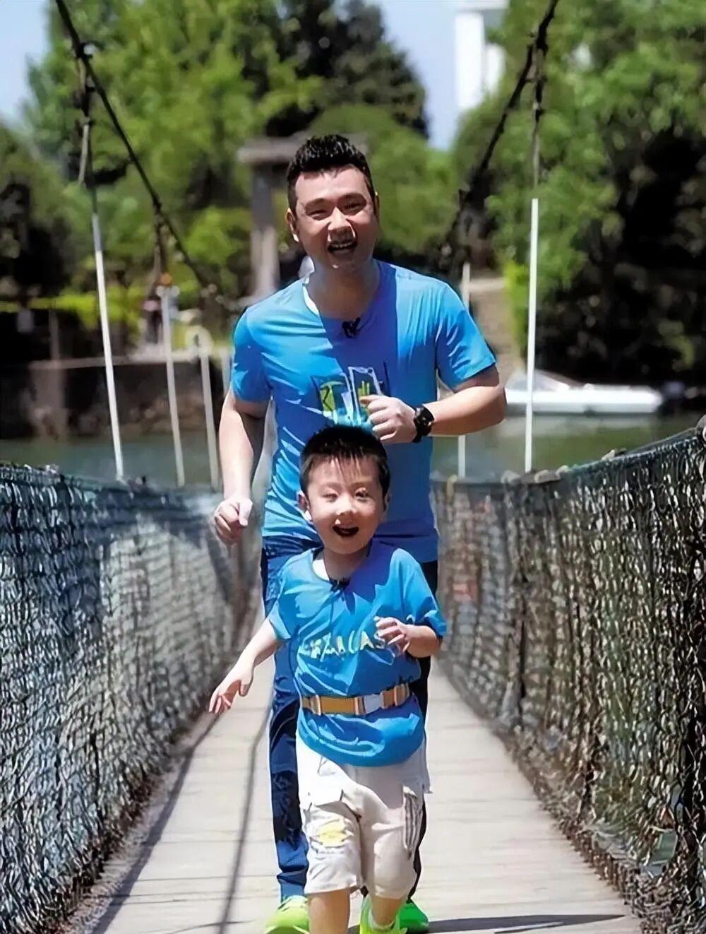 珠江台主持人梁宇与妻子云菲:家庭幸福背后的领导力与成长故事