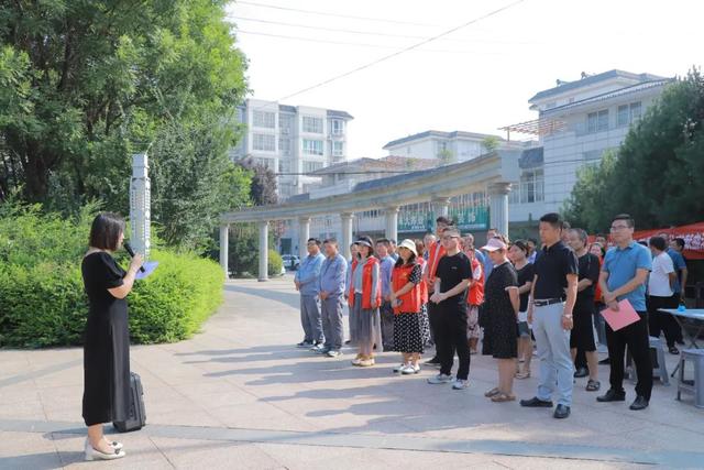 华州区瓜坡镇政府组织开展团体献血活动