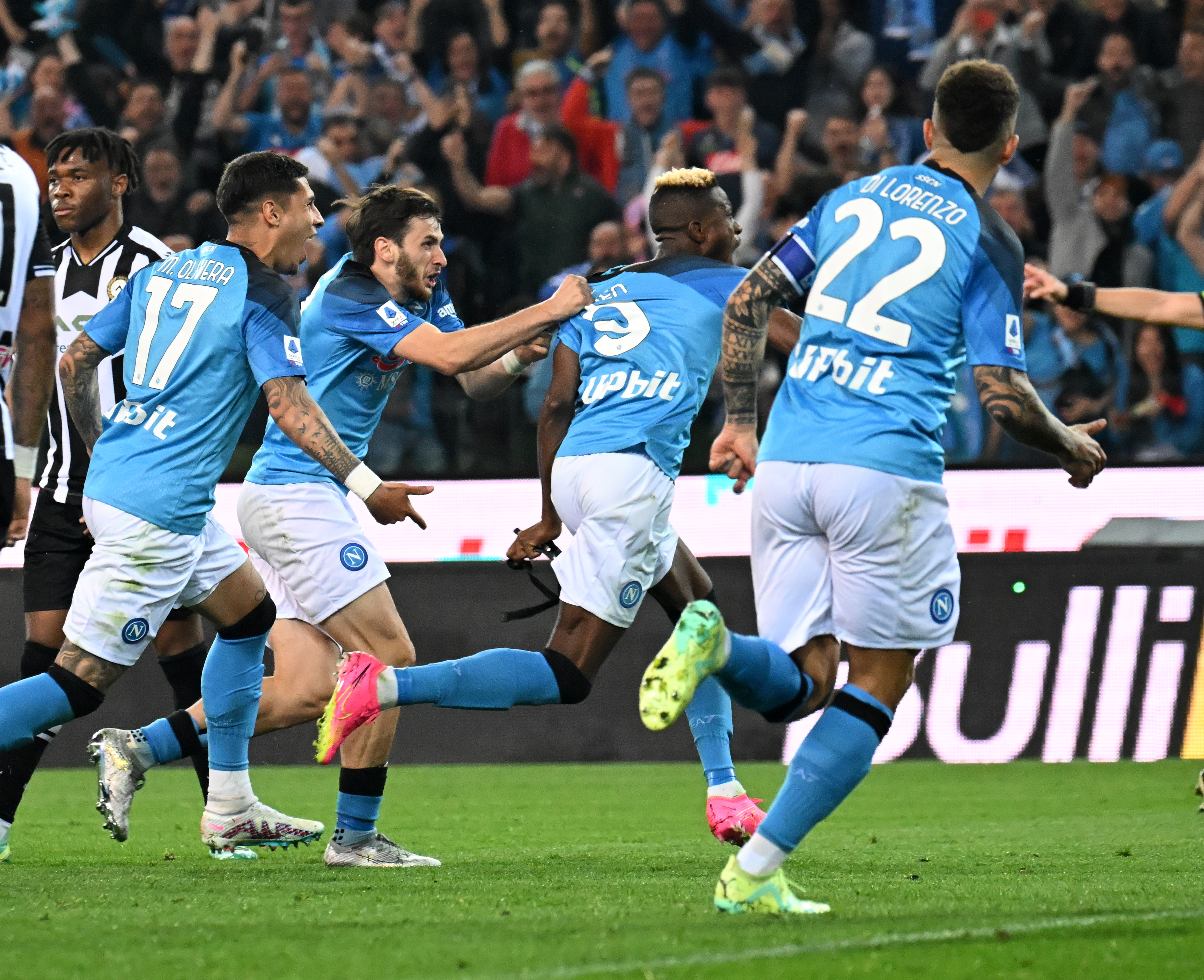 意甲|那不勒斯时隔33年再度夺冠