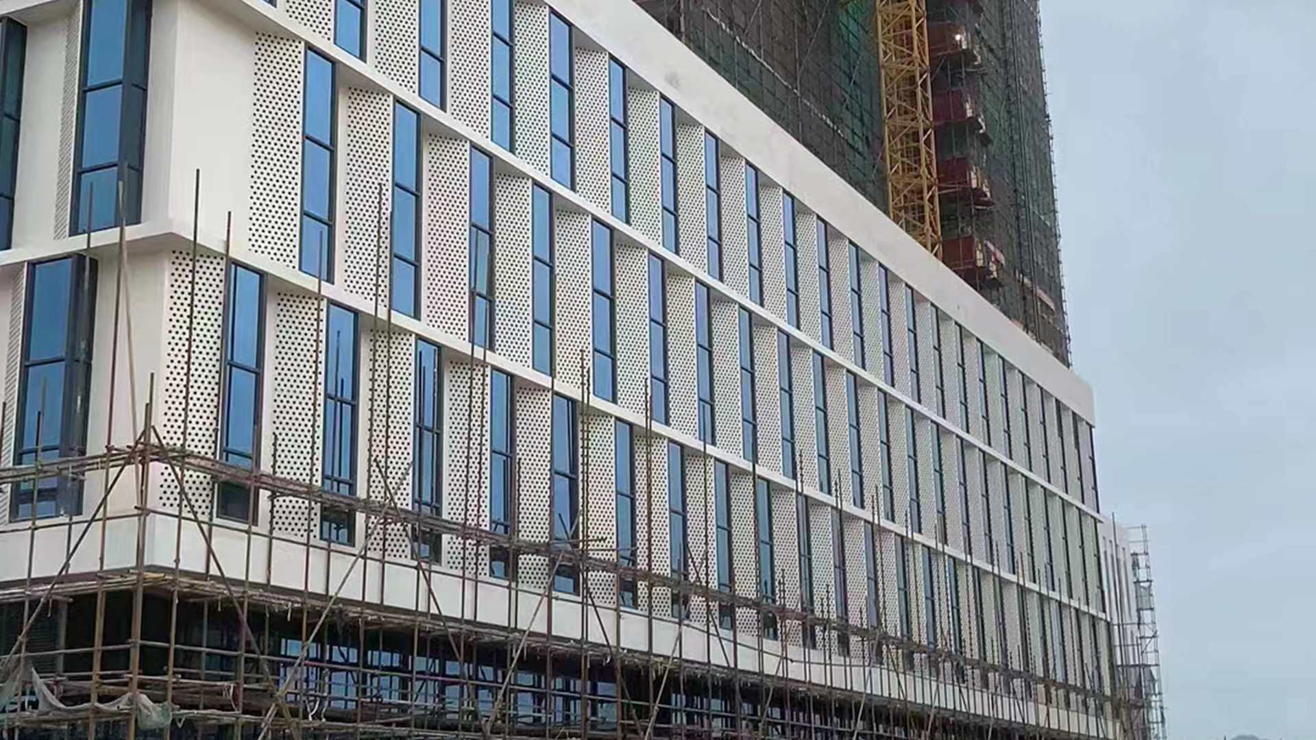 穿孔铝板的特性你知道多少