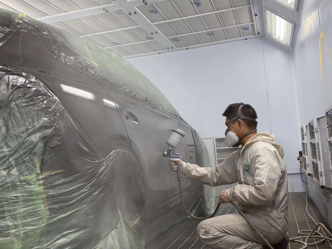 汽车喷漆喷几遍清漆汽车喷漆分类