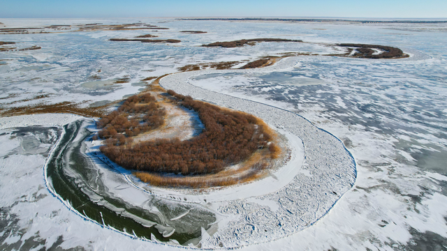 「瞰世界」冬日克鲁伦河