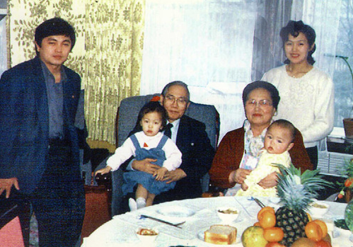 朝鲜劳动党书记黄长烨74岁在京叛逃,我国为何会将其送至三方国家