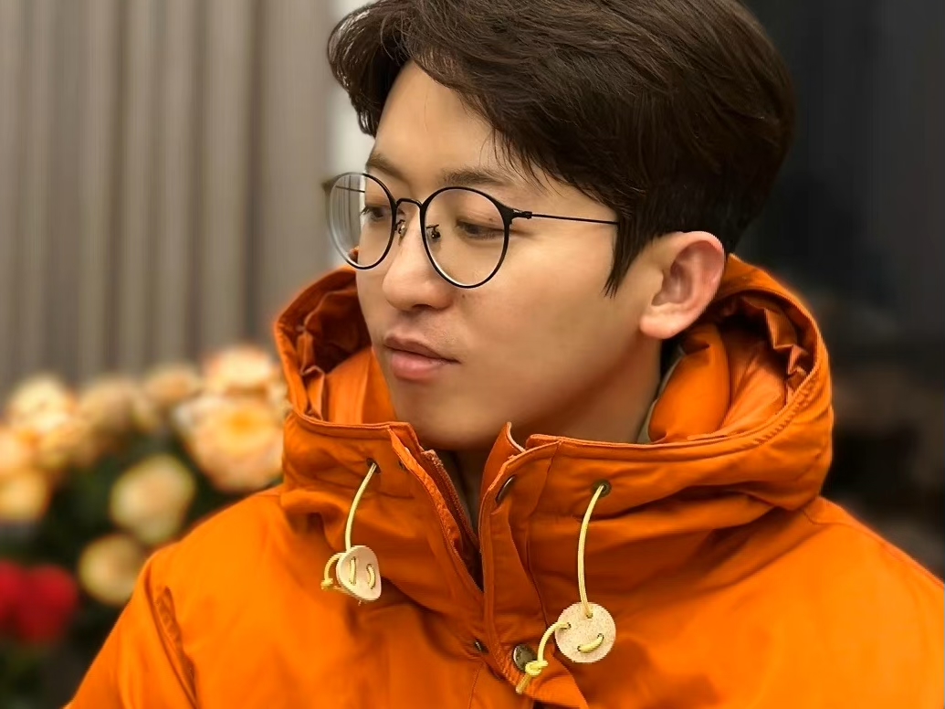 《奔跑吧兄弟》里的姚导是谁?