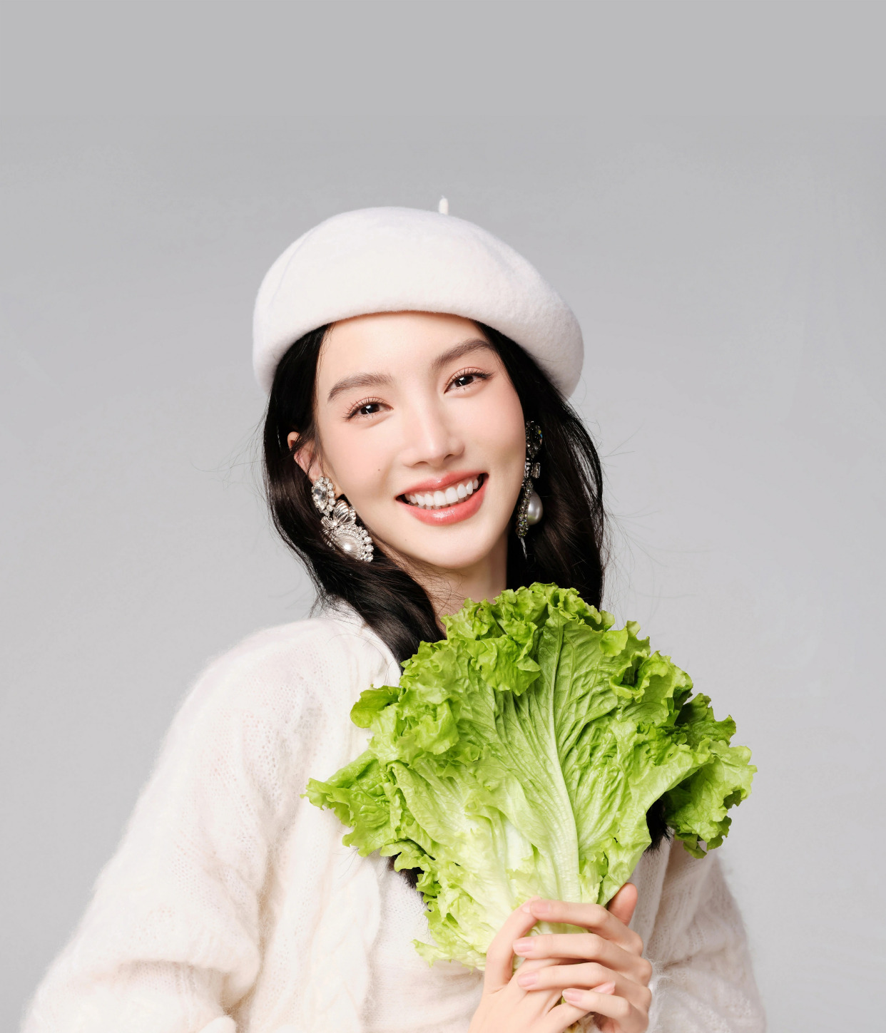 金晨一组水果蔬菜一整天别样写真 笑容甜美治愈满满 像水果一样甜