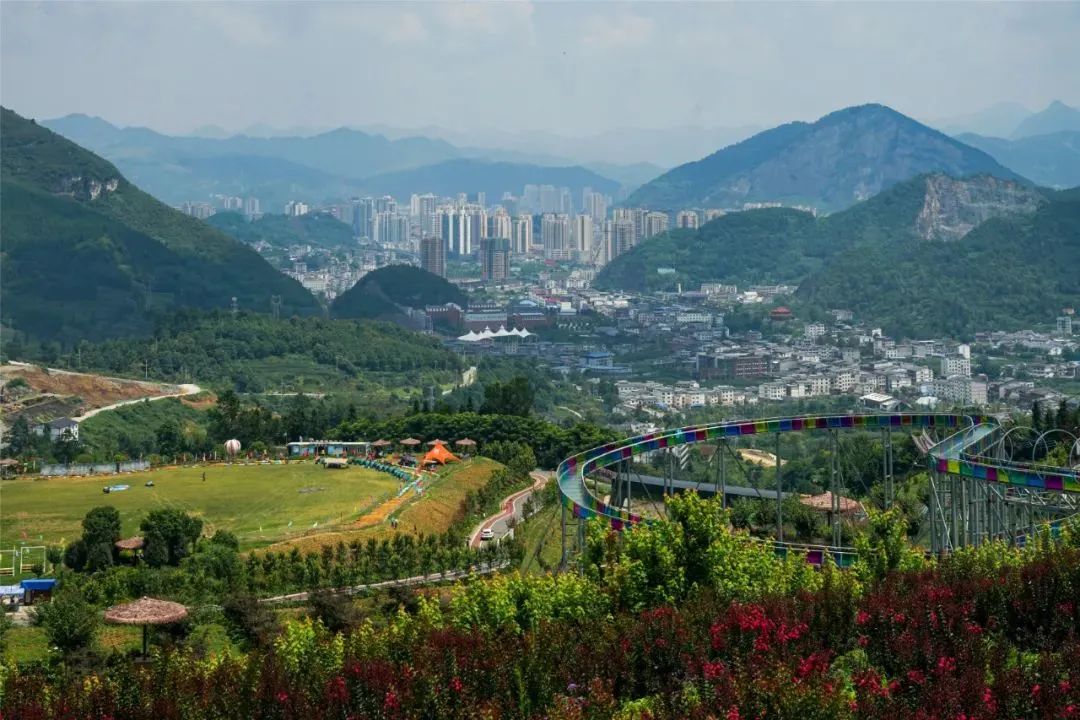 桐梓县山堡村夏日避暑地这个村庄自带空调模式