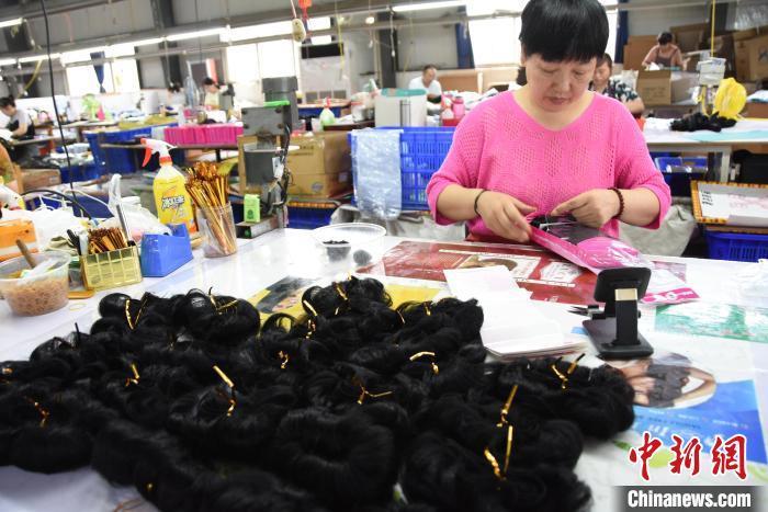 探访"世界假发之都":美丽如何从"头"开始?