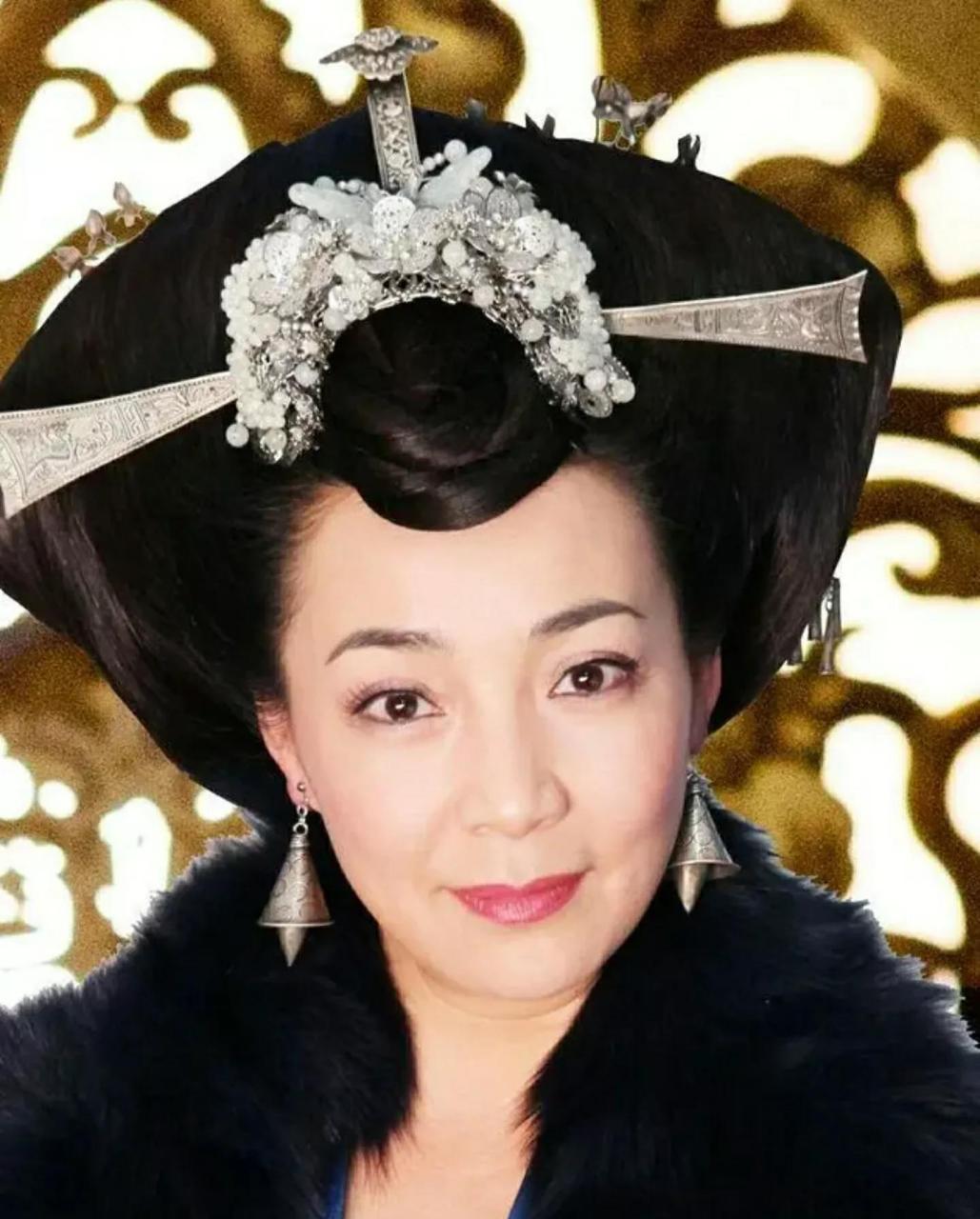 戴春荣~出生于1961年2月2日陕西省西安市;中国内地女演员,毕业于西安