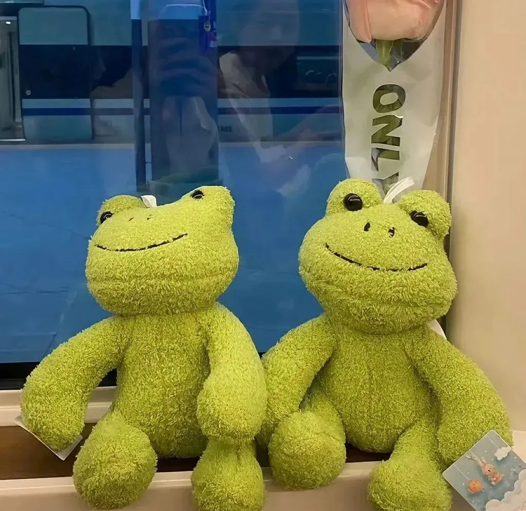 2024年微信背景图:简约,干净,高级质感,展现独特个性