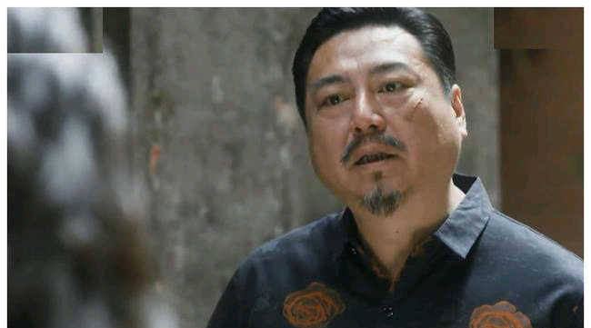 《装台》李传缨:从西安出去的疤叔,用接地气表演让角色深入人心