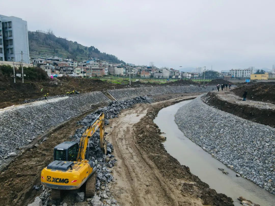 临澧县新安镇河道改造图片