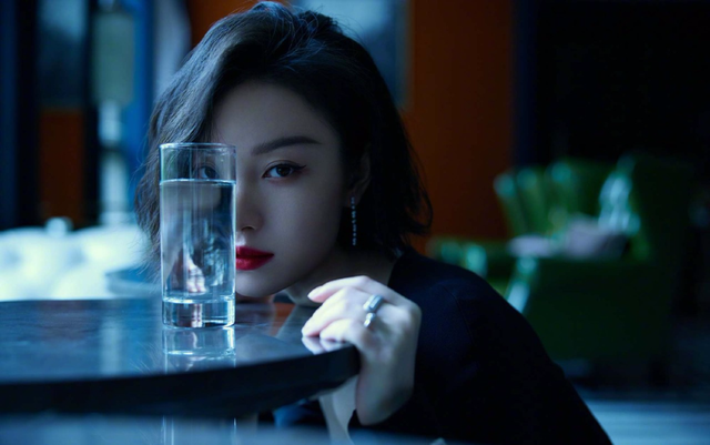 古力娜扎衣品晒出大咖秀,女神范儿十足|《青簪锁三千》热映中