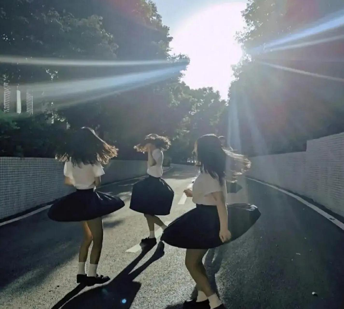 如何描述这张图