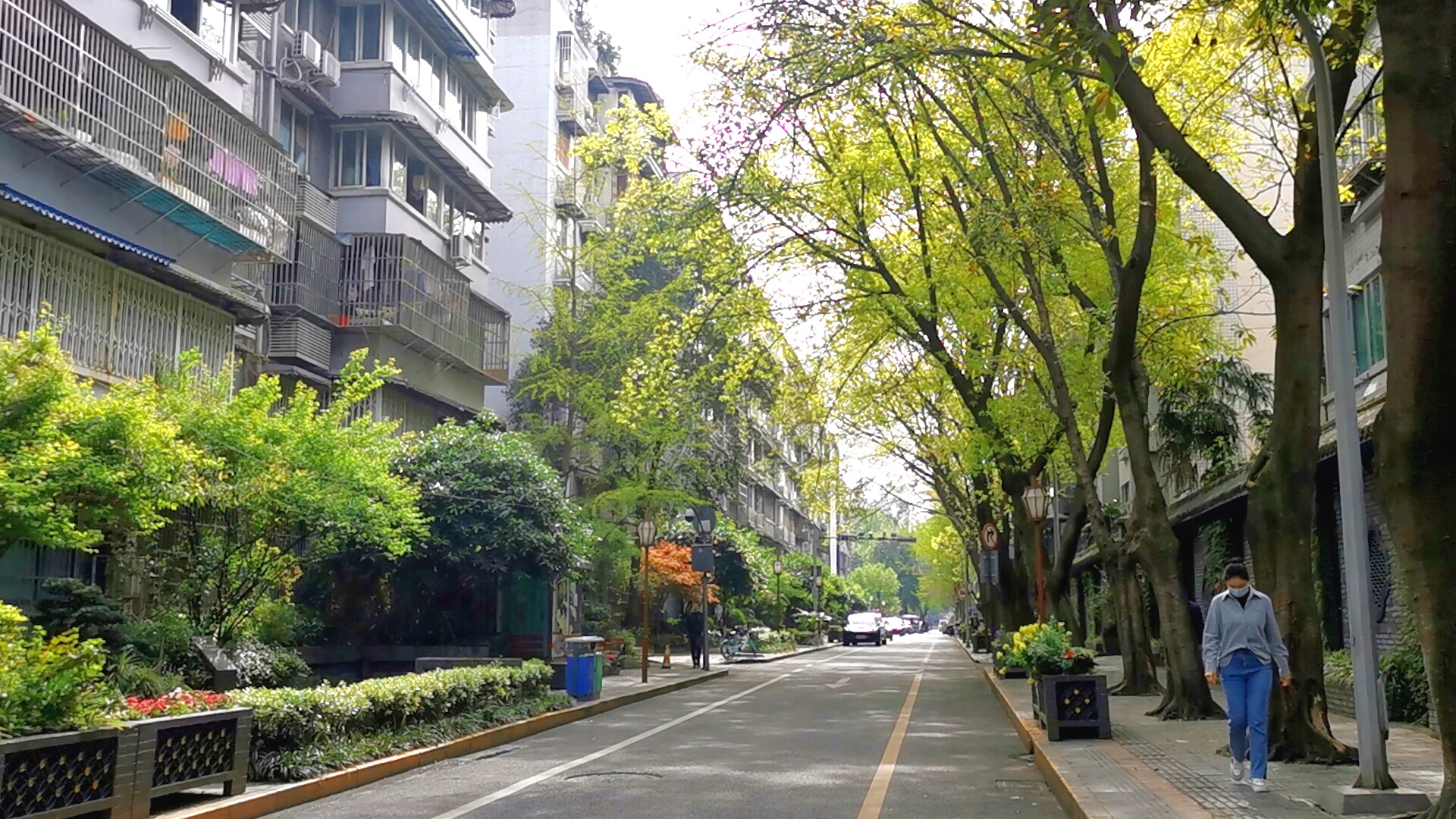 支矶石街,宽窄巷子边的最美街道,去感受和体味老成都的休闲!