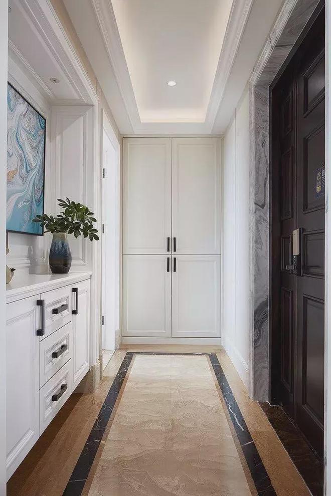 小户型走廊玄关这些小空间,如何装吊顶,显得轻松自然?